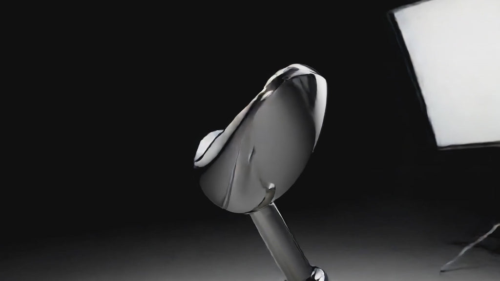 iQUANTUM SHIELD rotating view with integrated grip